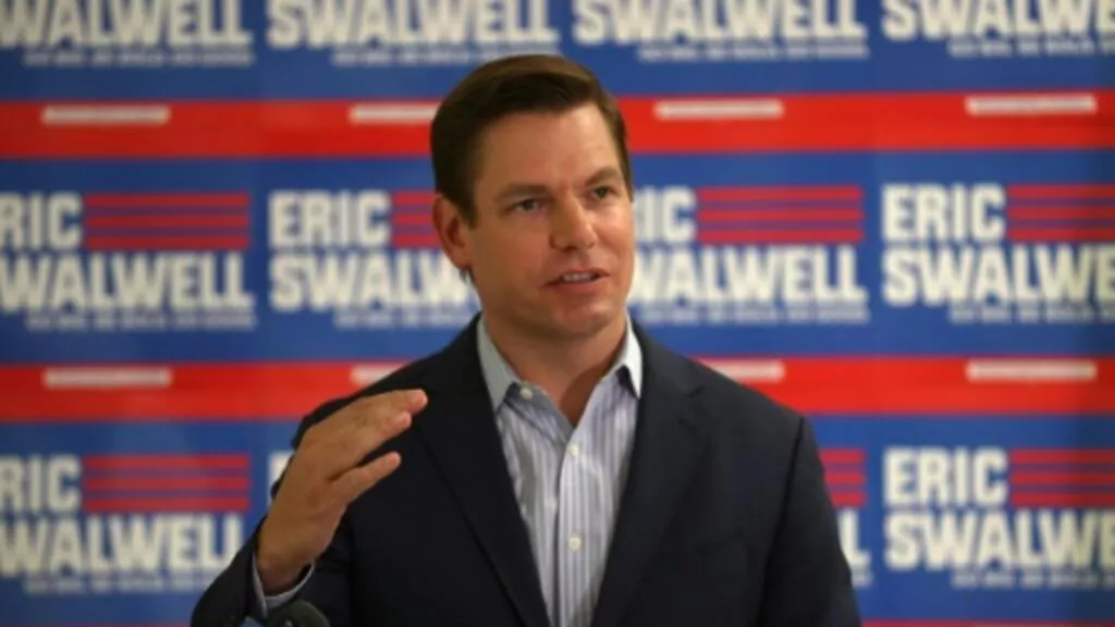 FBI促公布对“中国女间谍”方芳调查 旧案重启矛头指向他