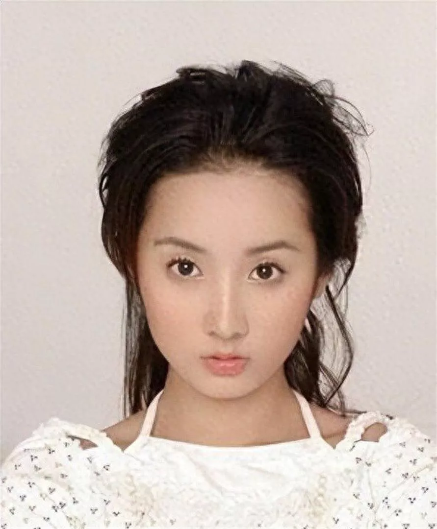 拒绝胡歌和霍建华示爱，最后只用15天就嫁给别人