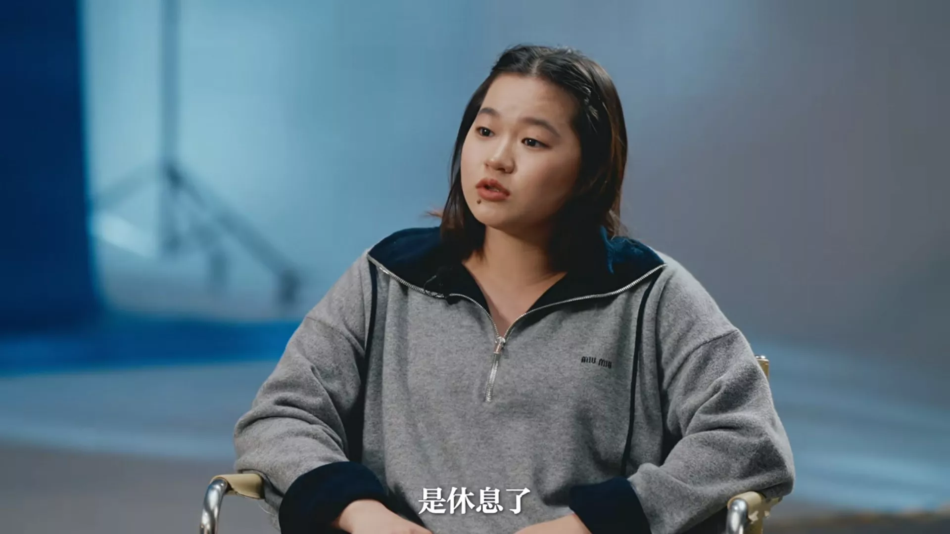 全红婵回应体重问题落泪:吃一点就长 看到秤就怕…