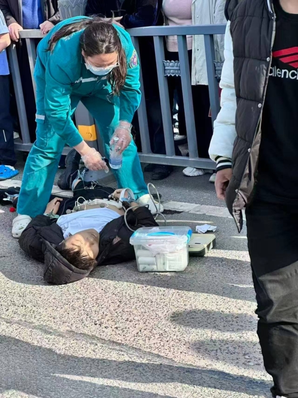 传河南项城14岁男孩持刀杀人 祸起这小事 传河南项城14岁男孩持刀杀人 祸起这小事