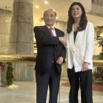 王金平盛赞郑丽文关键时刻访陆：为苍生求太平